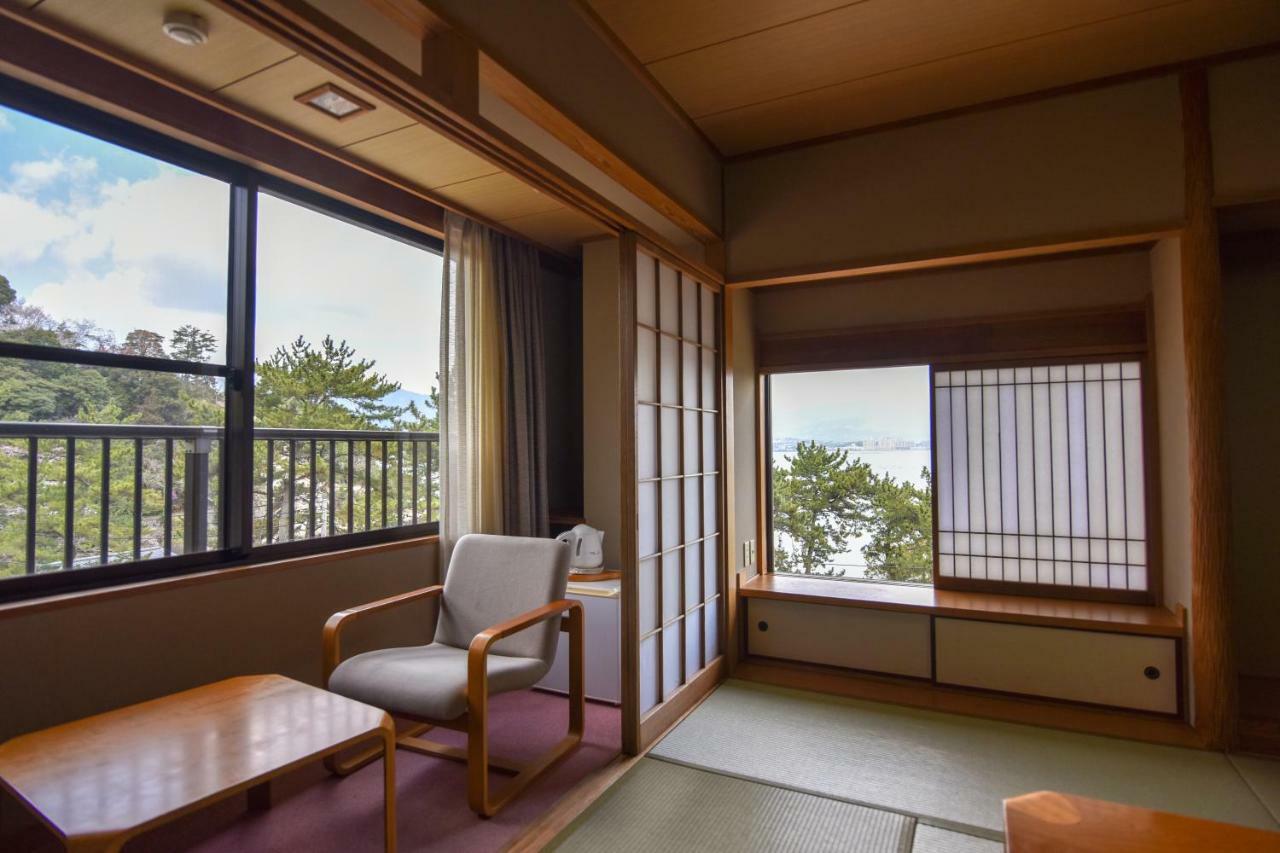 Hotel Miyajima Morinoyado Hatsukaichi Zewnętrze zdjęcie